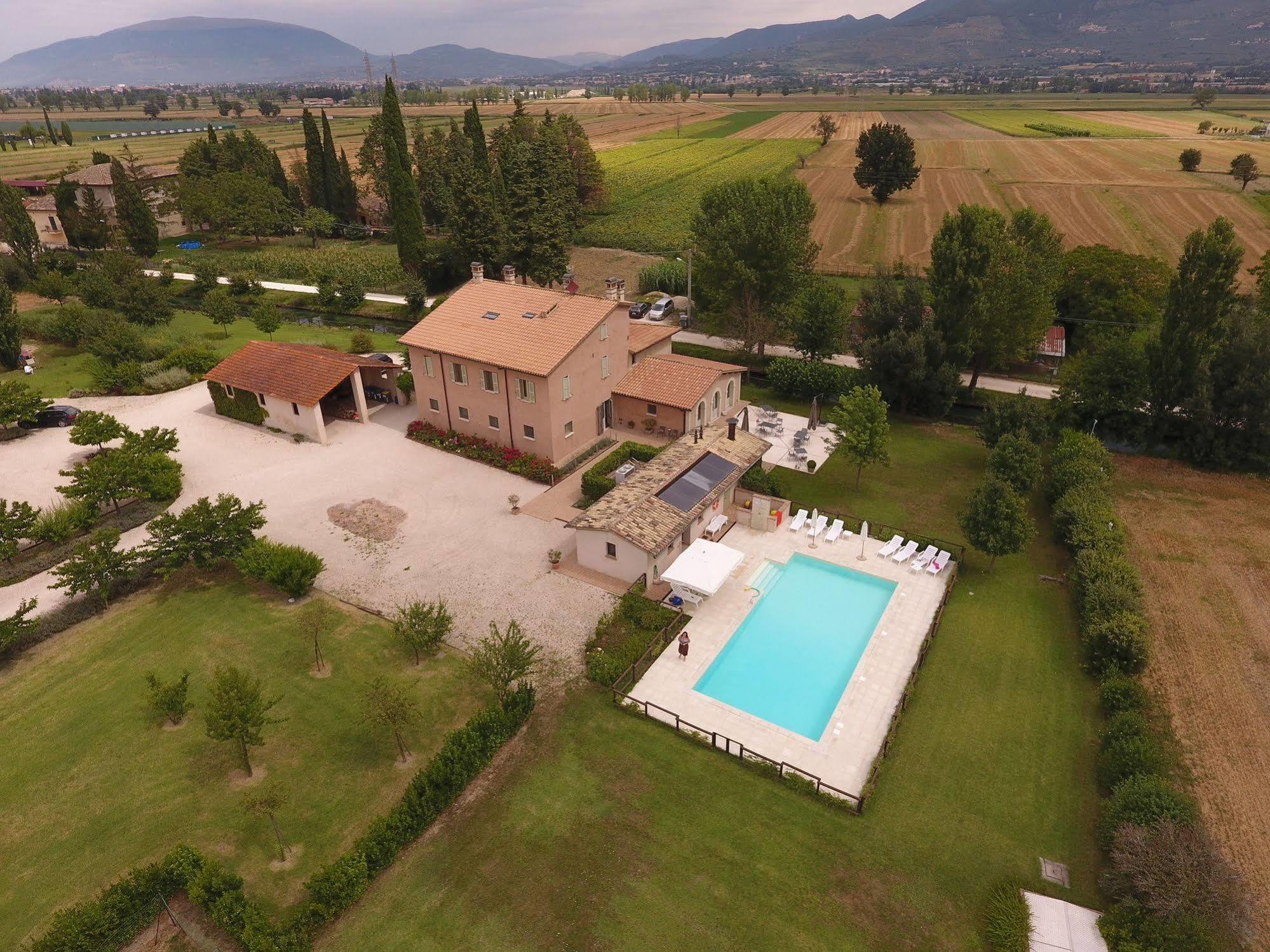 Country House Casco Dell'Acqua Trevi Eksteriør billede